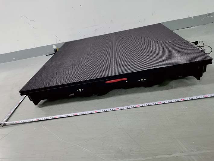 P4 Outdoor full color LED display - FCC ID 2AZ8C-P4 - East West International (2)