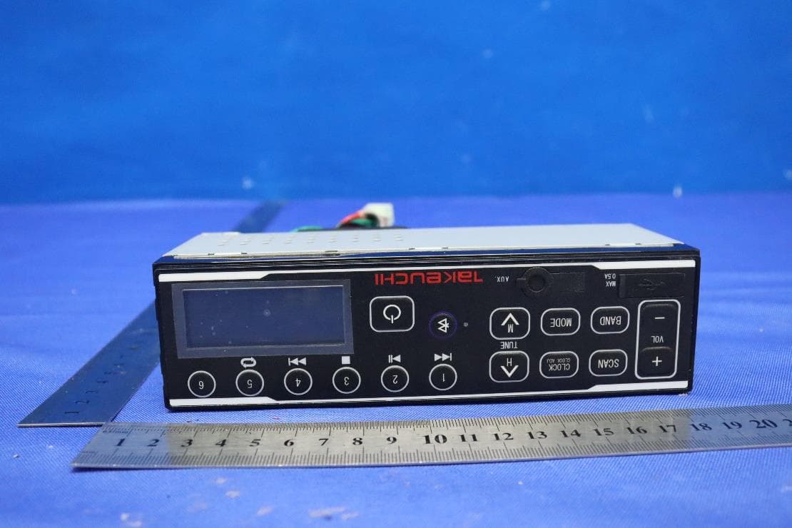 Car Radio - FCC ID 2AZ8W-KRHM202 - Hidaka Corporation (5)
