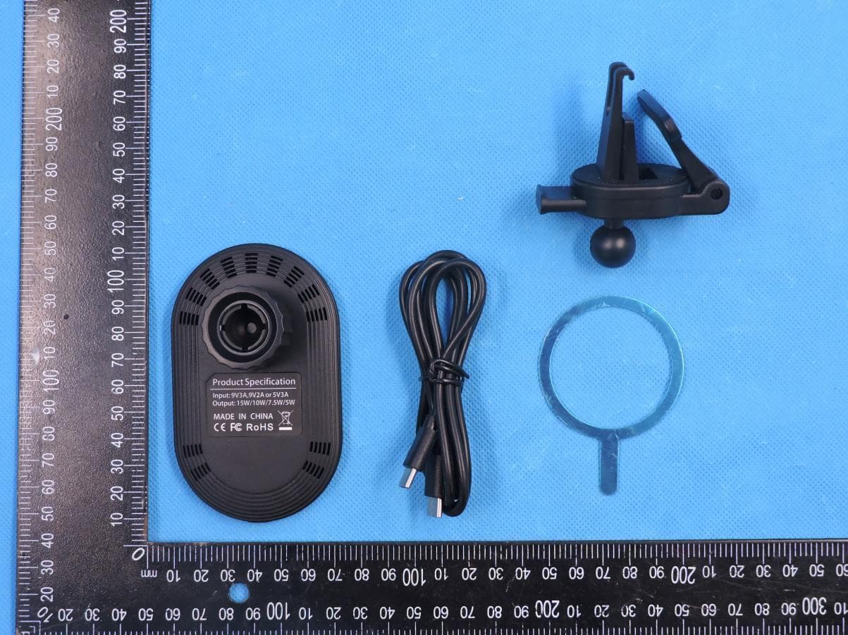 Magnetic car fast wireless charger - FCC ID 2AZ92-MZEP08F22 - ShenZhen MaiZhan Technology Co.,Ltd (3)