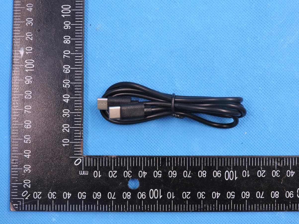 Magnetic car fast wireless charger - FCC ID 2AZ92-MZEP08F22 - ShenZhen MaiZhan Technology Co.,Ltd (2)