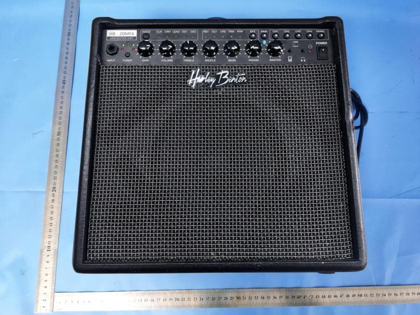 40W GUITAR AMP/20W GUITAR AMP - FCC ID 2AZ9X-HBMFX - Thomann GmbH (2)