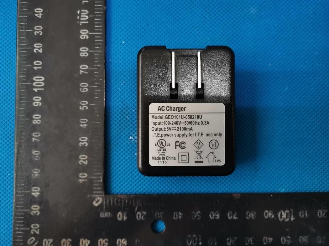 embedded desktop wireless charing - FCC ID 2AZ9Z-EY-510 - DongGuan IDEAL ENTERPRISE CO.,LTD