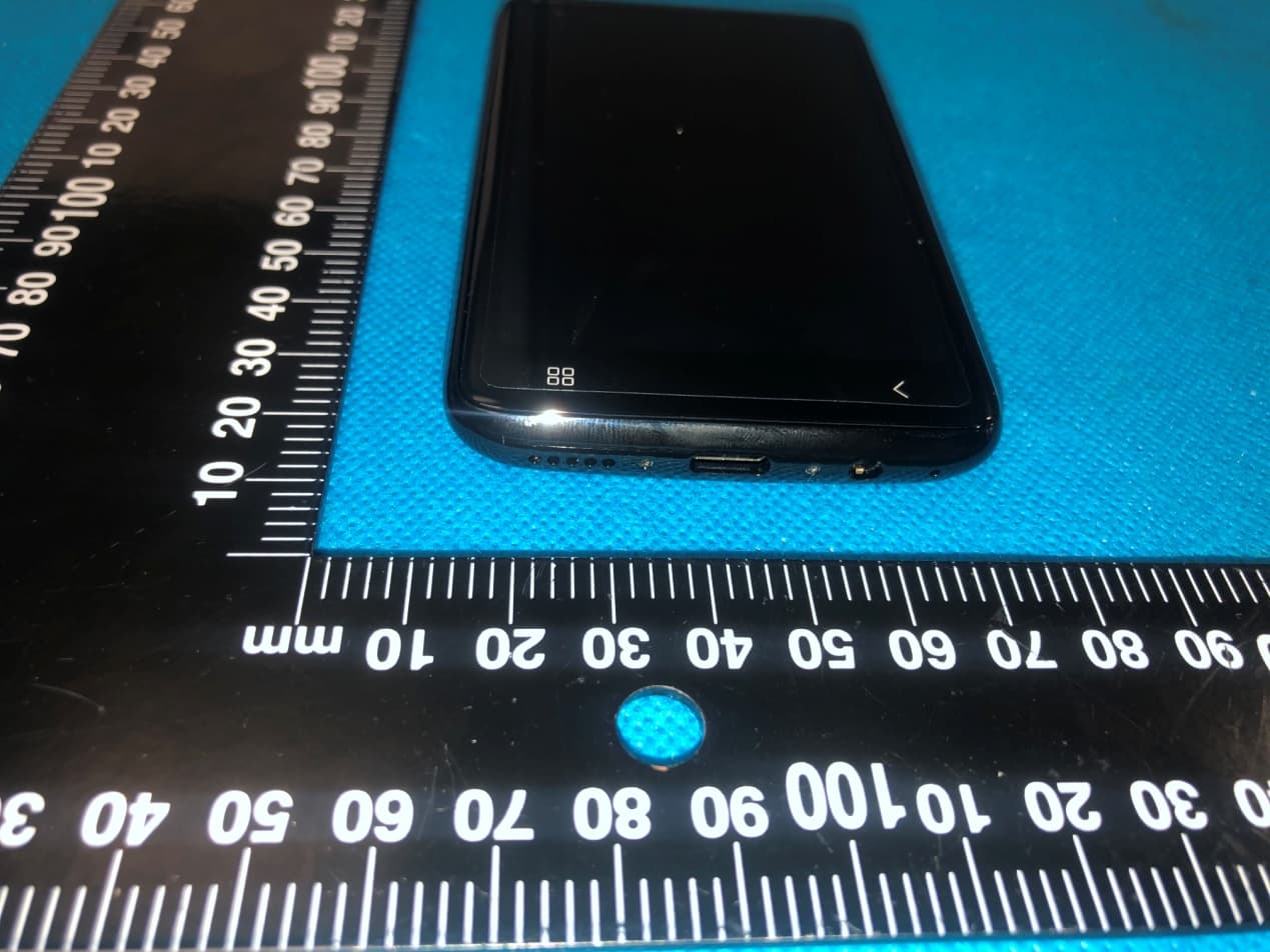 MP3 PALYER - FCC ID 2AZAPMX1 - Shenzhen Estron Technology Co.,Ltd (4)