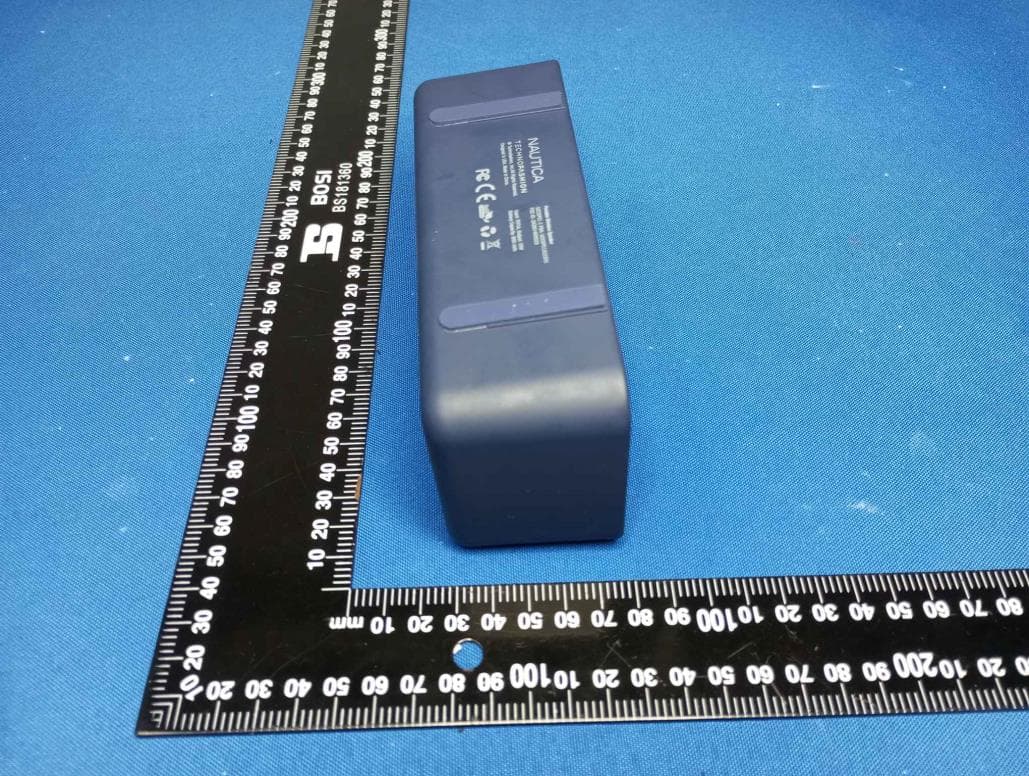 Portable Wireless Speaker - FCC ID 2AZBO-N00023 - TECHNOFASHION INC.