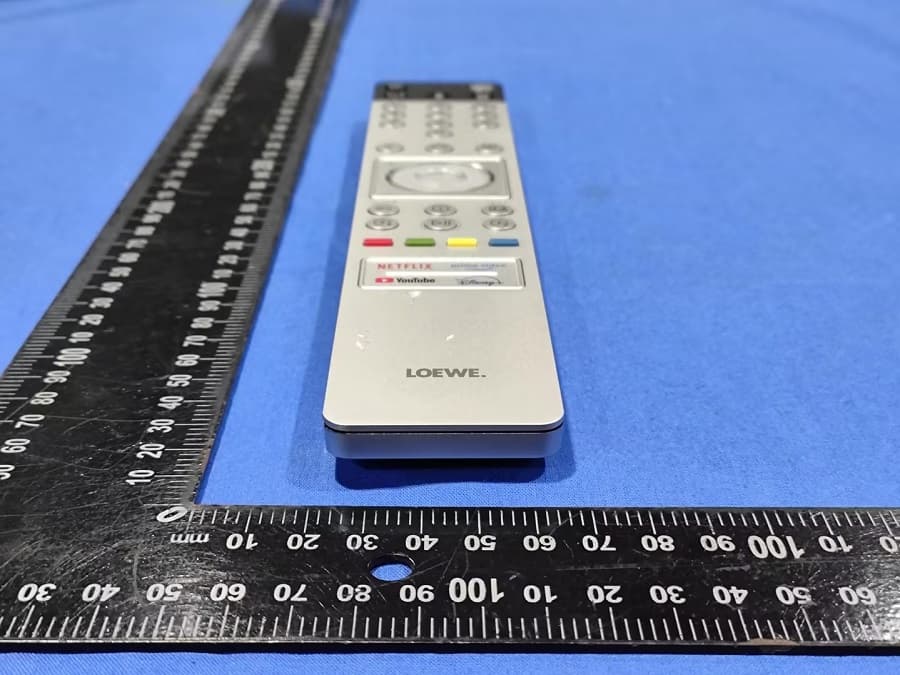 Bluetooth remote control - FCC ID 2AZD4-74007 - Loewe Technology GmbH (5)
