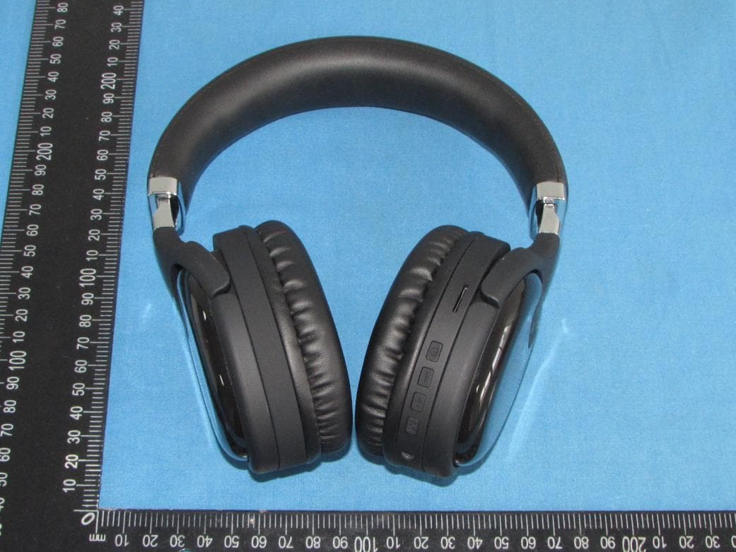 Wireless headphone - FCC ID 2AZDO-PRISMA21 - Gabb Wireless Inc.