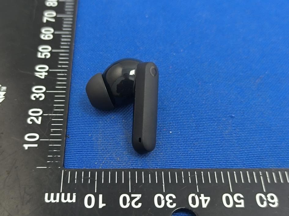 Wireless Earphone - FCC ID 2AZEQ-B197L - NOTHING TECHNOLOGY LIMITED (5)
