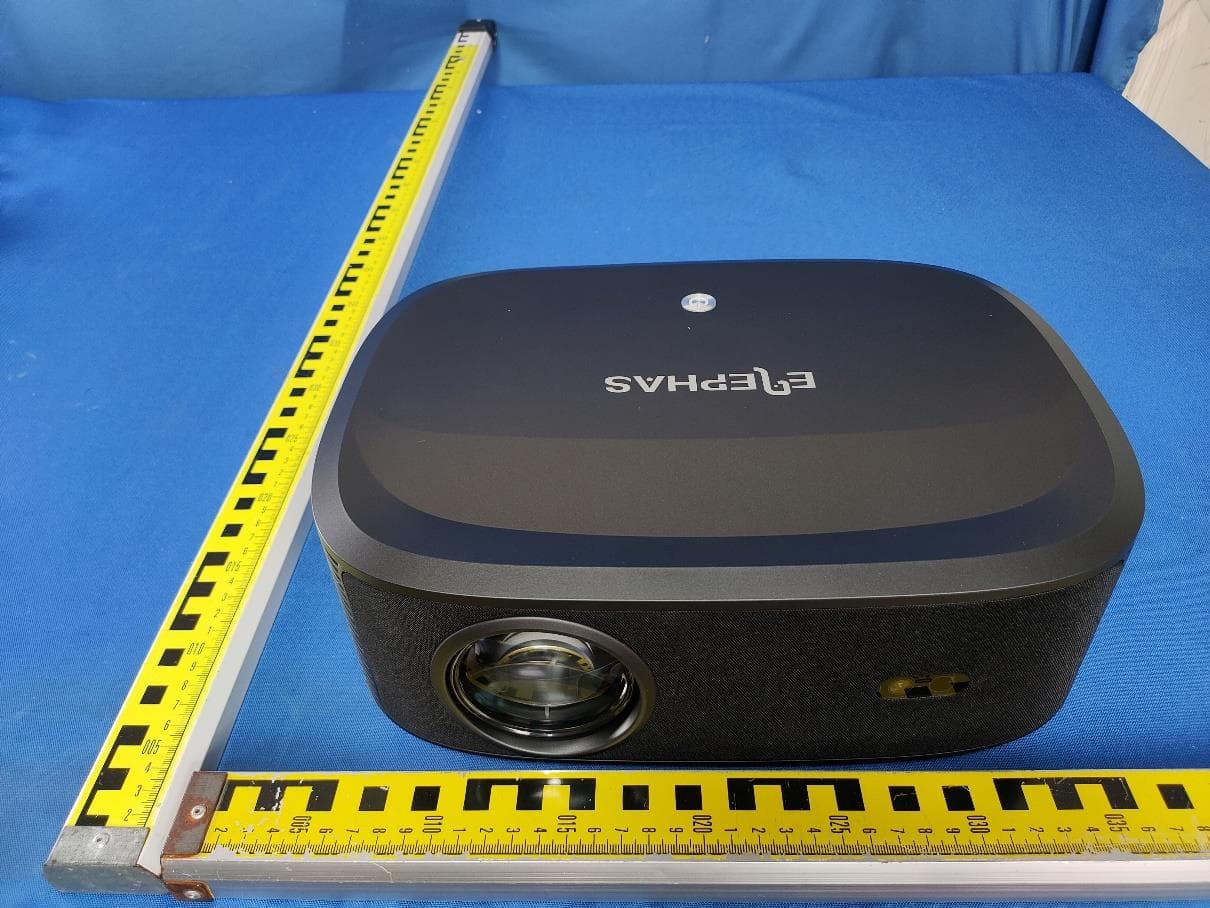 LED Projector - FCC ID 2AZFE-AAO-YG - Shenzhen Shadow Crown Technology Co.,Ltd. (2)