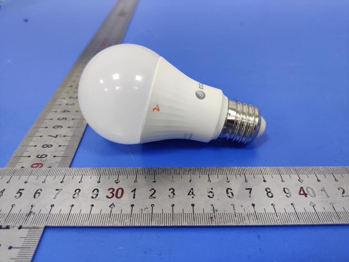 Smart LED Bulb - FCC ID 2AZFJ-E0201 - Shenzhen ECOLOR Lighting Technology Co., Ltd (3)