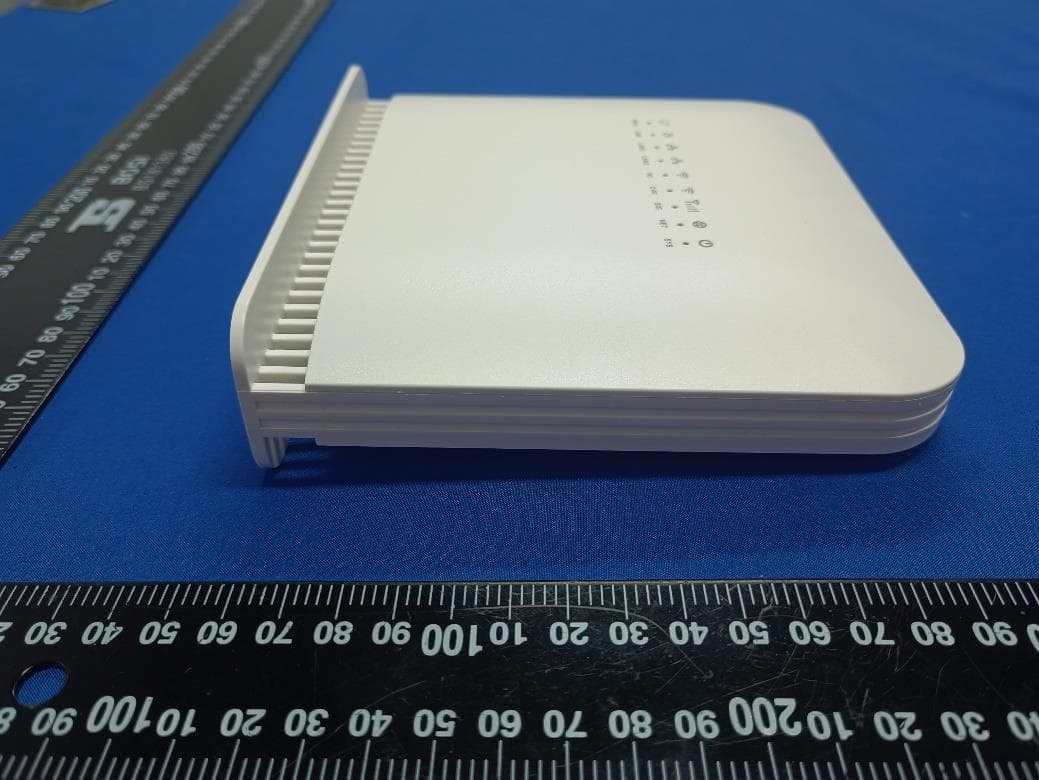 LC600 LTE CPE (WiFi) - FCC ID 2AZGN-LC600-202301 - Ningbo Sunvot Technology Co., Ltd (3)