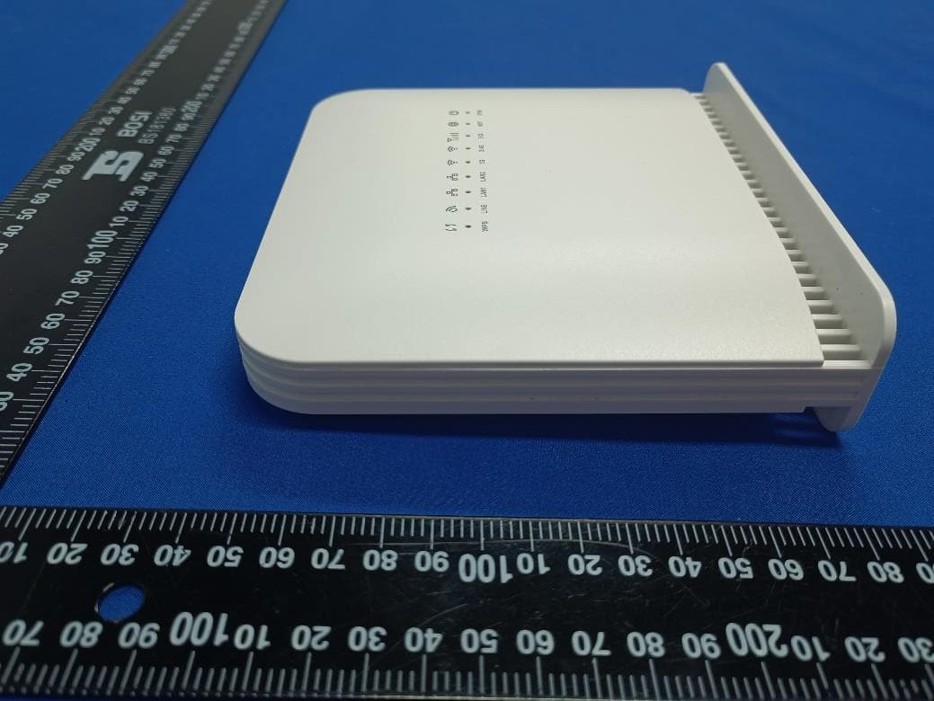 LC600 LTE CPE (WiFi) - FCC ID 2AZGN-LC600-202301 - Ningbo Sunvot Technology Co., Ltd (4)