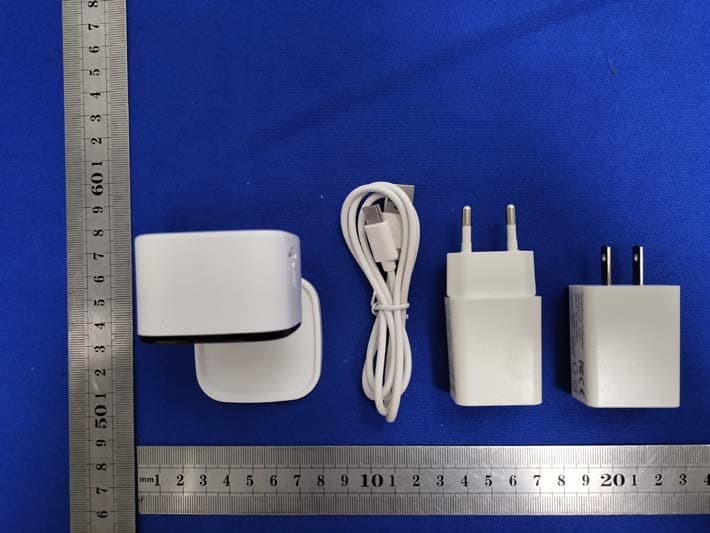 Smart camera - FCC ID 2AZHU-WIPCAM - Shenzhen Zigxico Technology Co., Ltd. (4)