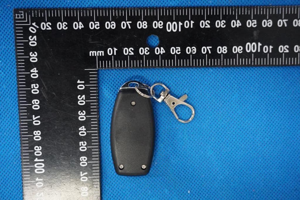 Three buttons wireless remote control - FCC ID 2AZHW-AK-F03HD - Shenzhen Century Aoke Electronics Co. Ltd.
