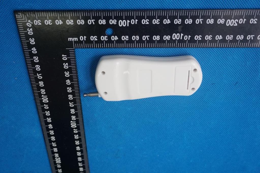 12 buttons wireless remote control - FCC ID 2AZHW-AK12-C - Shenzhen Century Aoke Electronics Co. Ltd. (2)