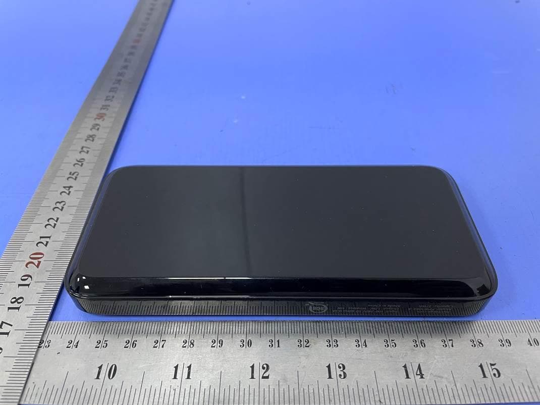Power Bank - FCC ID 2AZIG-PPW10KK-A - RFA Brands LLC (4)