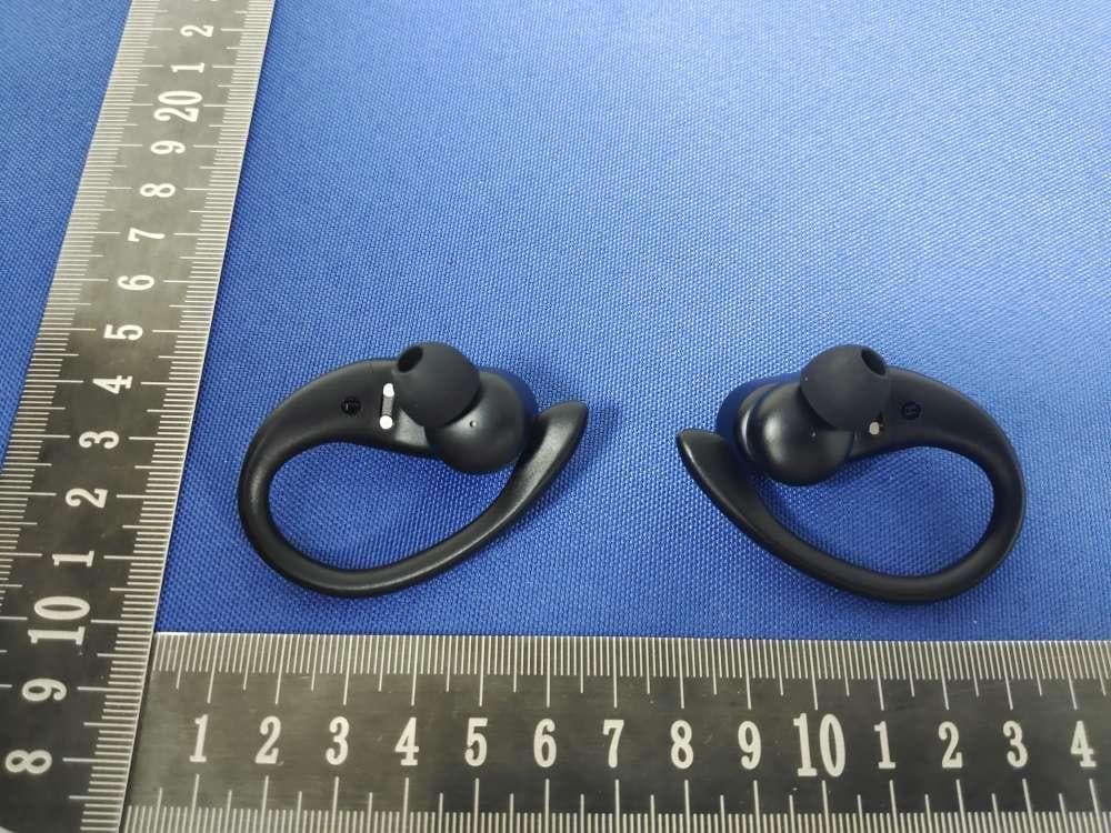 True Wireless Sports Earbuds - FCC ID 2AZJ2-A17 - Dongguan Yinwo Electronic Technology Co., Ltd