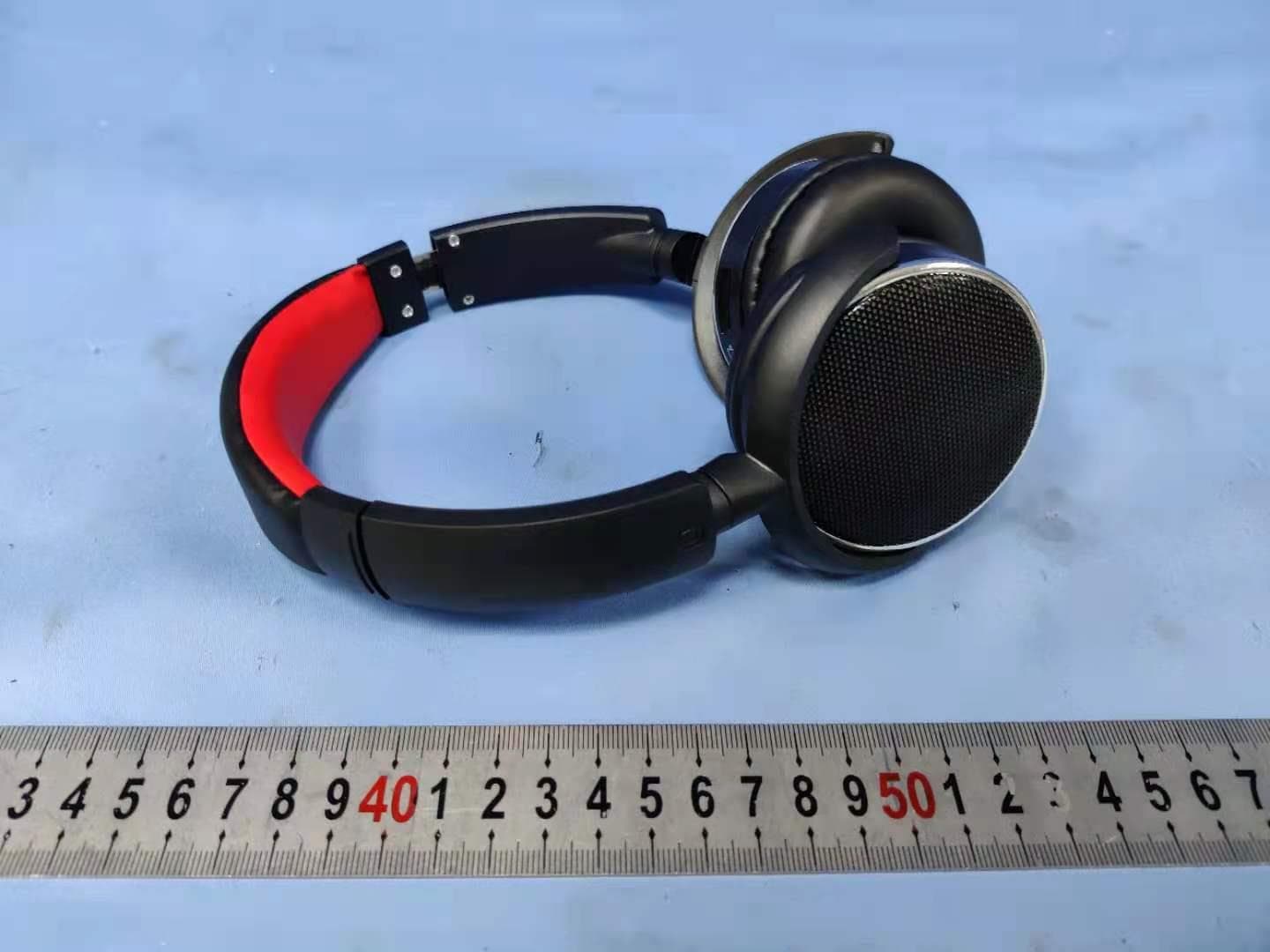 WIRELESS HEADPHONE - FCC ID 2AZJ2CK105 - Dongguan Yinwo Electronic Technology Co., Ltd (2)