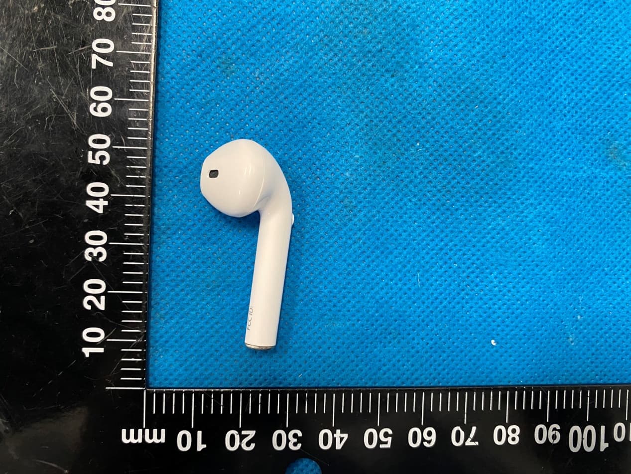 SoundPods - FCC ID 2AZJ2I9S - Dongguan Yinwo Electronic Technology Co., Ltd