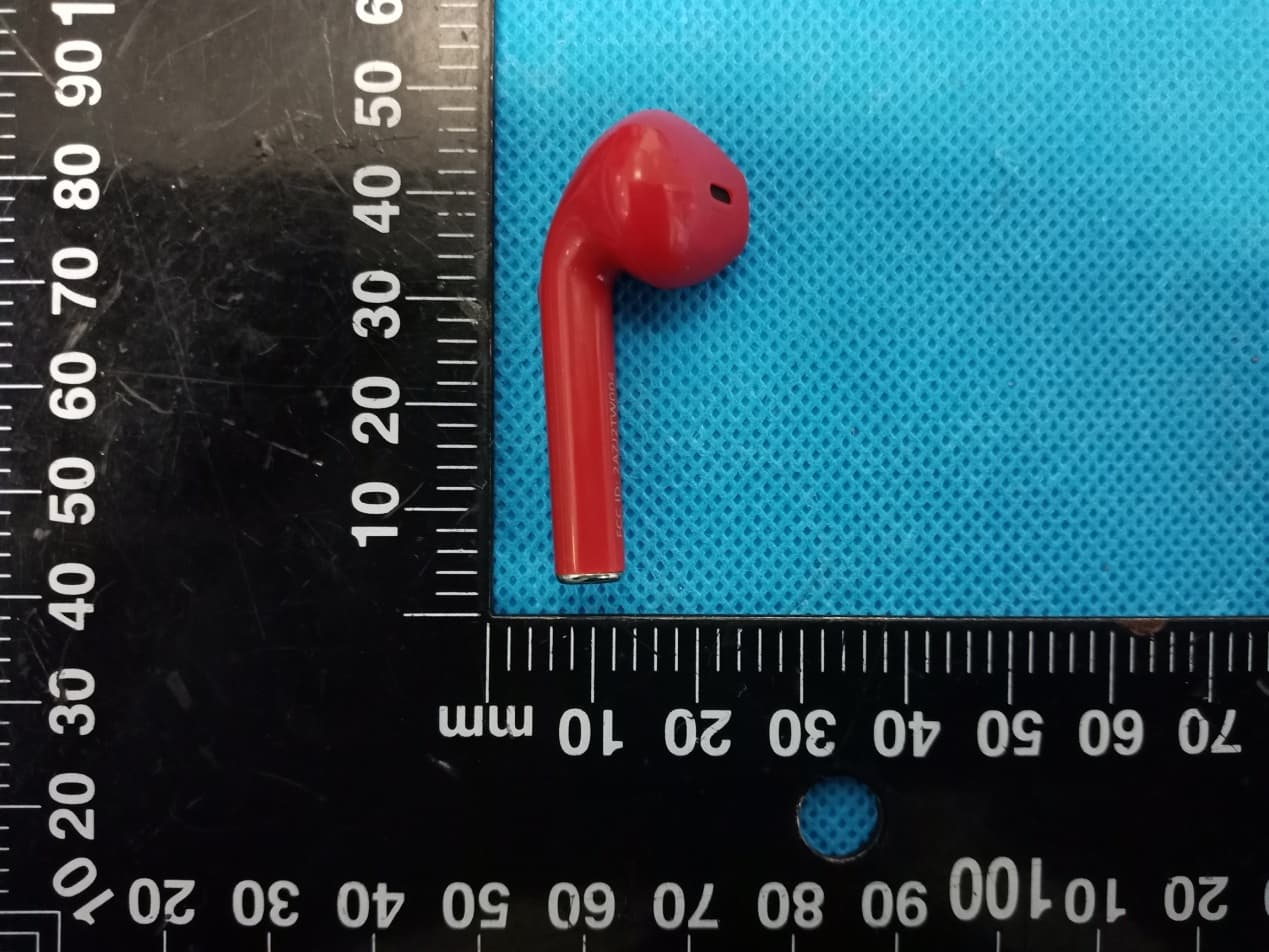 TWS EARBUDS - FCC ID 2AZJ2TW004 - Dongguan Yinwo Electronic Technology Co., Ltd (5)