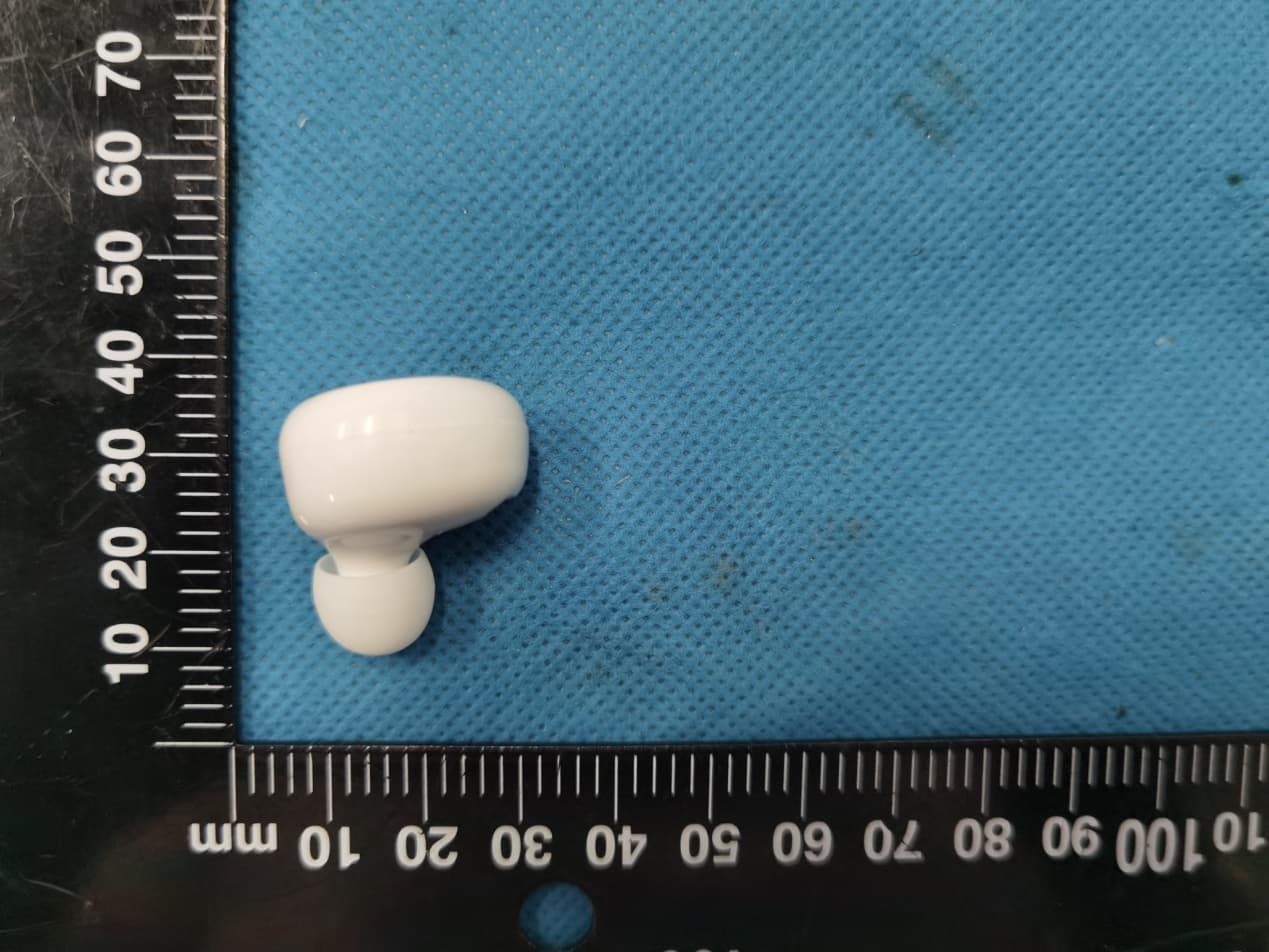 Mini SoundPods - FCC ID 2AZJ2TW13 - Dongguan Yinwo Electronic Technology Co., Ltd