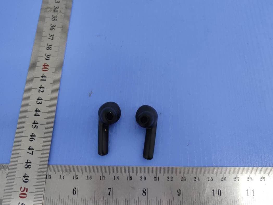 TWS Bluetooth Headset - FCC ID 2AZLD-AIHOORA1 - Shenzhen Ausounds Intelligence Co.,Ltd. (3)