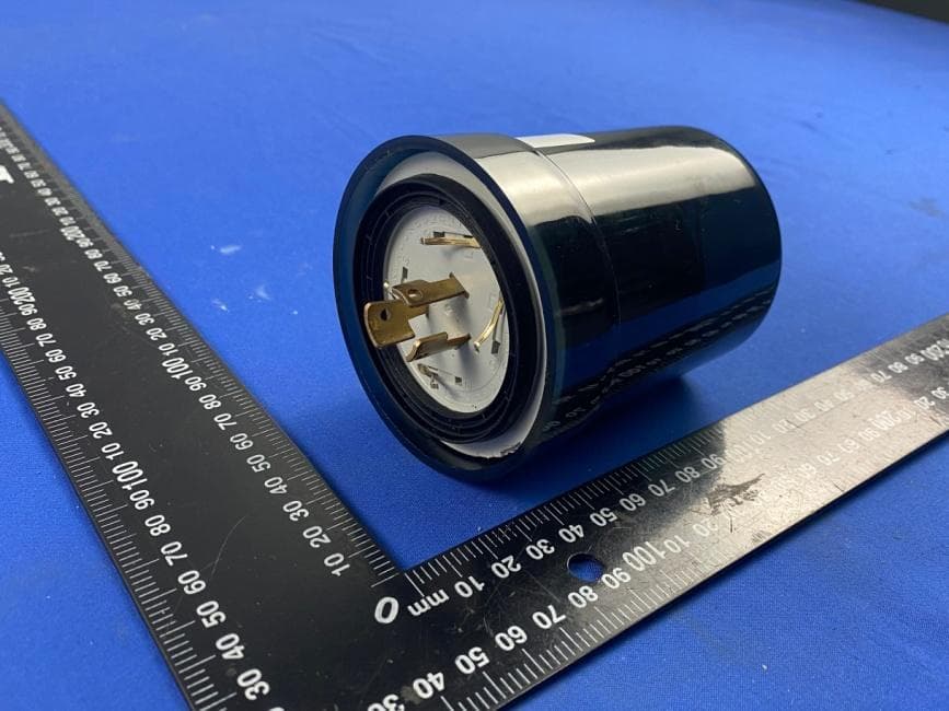 GPRS wireless single light controller - FCC ID 2AZNC-WEMA10 - Shenzhen Sinoco Lighting Technologies Co., Ltd (4)