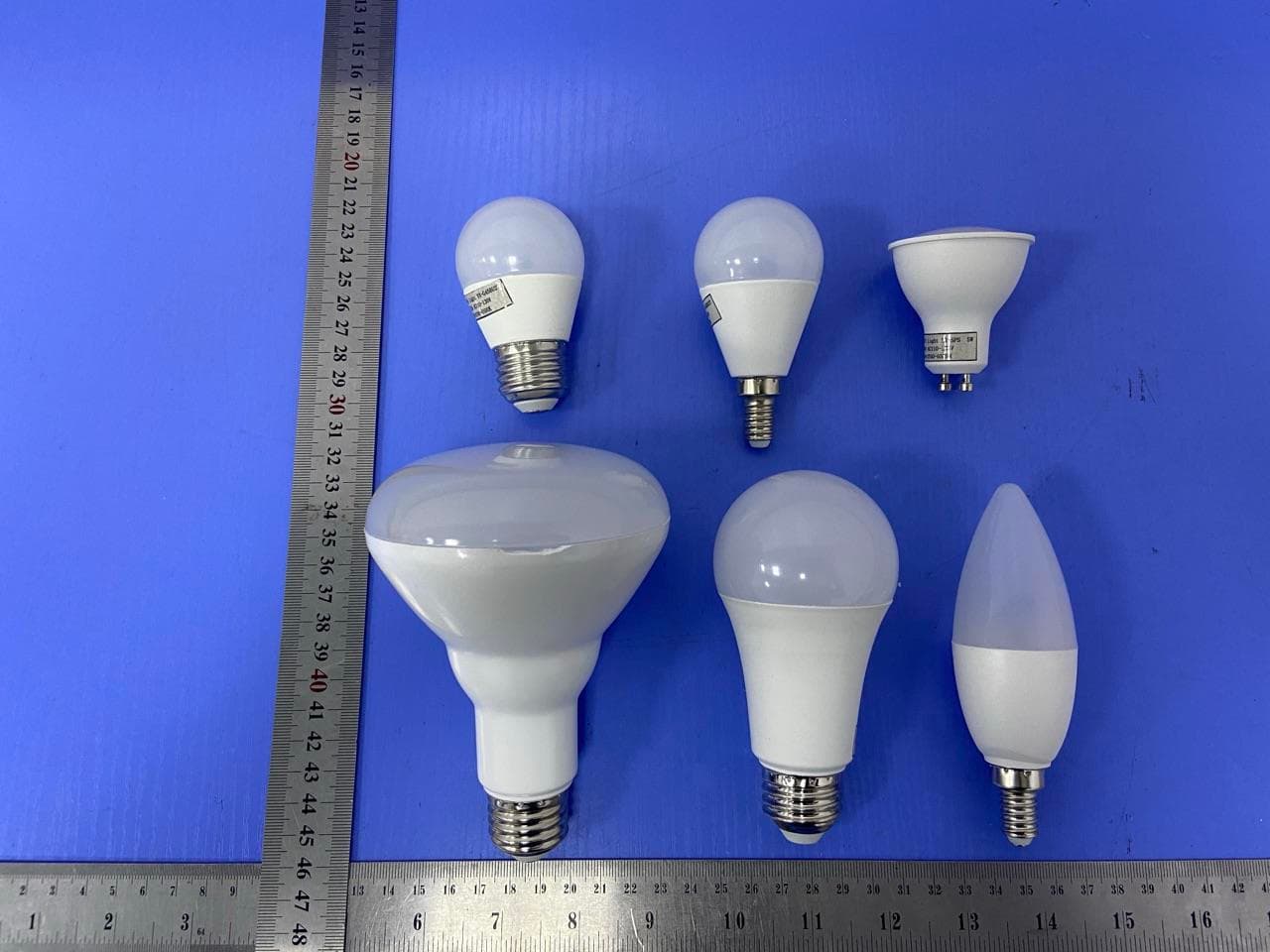 Smart bulb - FCC ID 2AZNW-WSLB - Xiamen Yinxu Industry & Trade Co., Ltd.