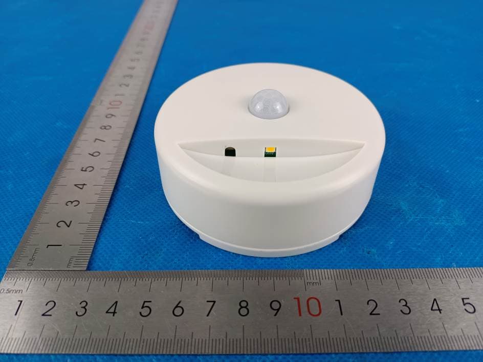 Wireless linkable wall light - FCC ID 2AZOB-AP7000RF - Aplus Hardware Corp. (2)