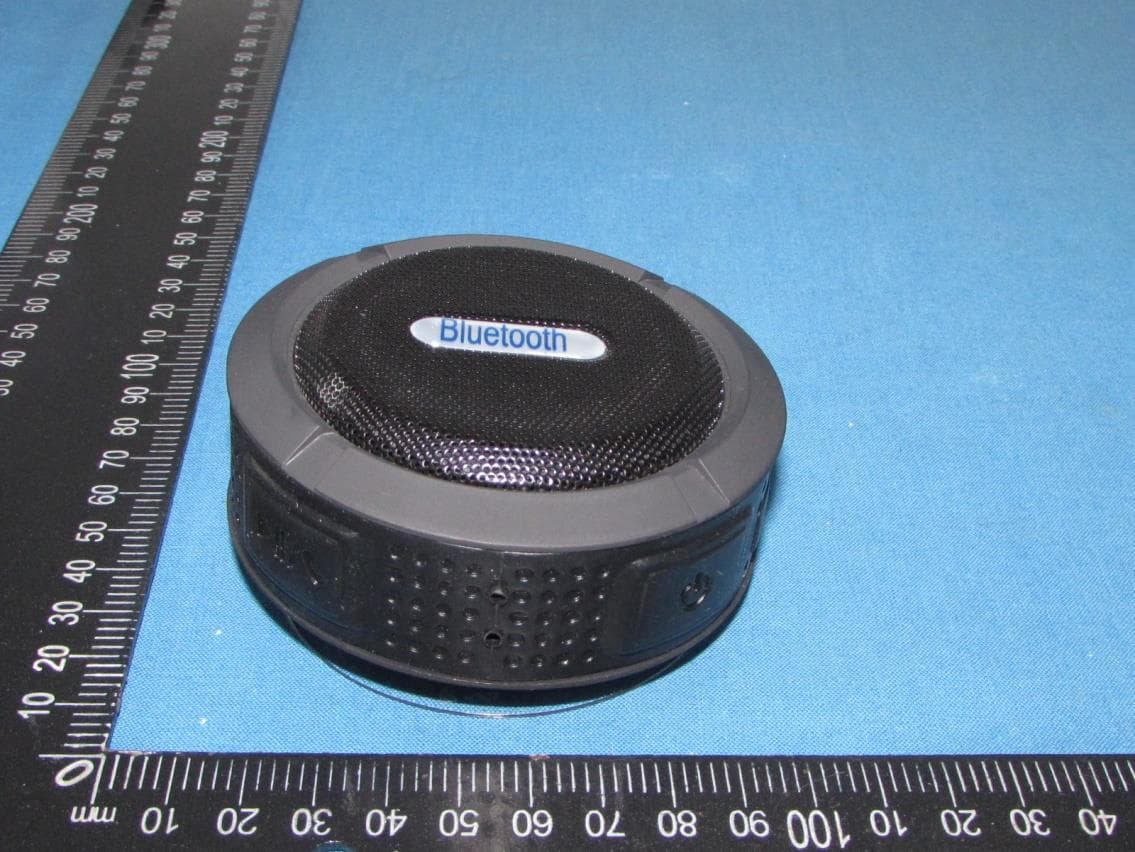 Wireless Bluetooth Speaker - FCC ID 2AZOJ-EGC07 - Heena Fashions INT Ltd (4)