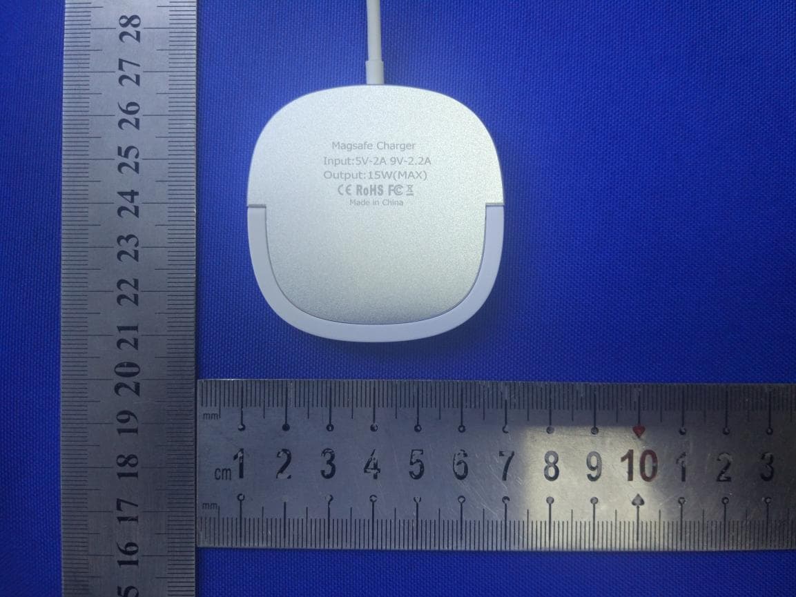 Wireless Charger - FCC ID 2AZOKADL888888 - Shenzhen Aidelong Intelligent Communication Co., Ltd. (3)