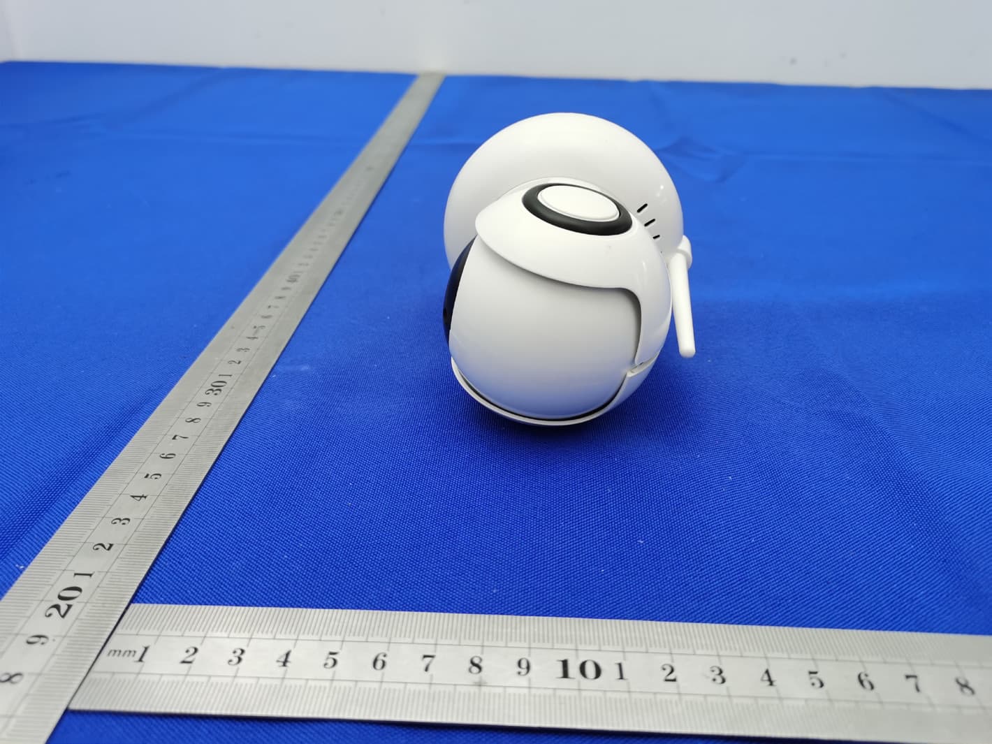 IP Camera - FCC ID 2AZON-Y1 - Shenzhen Ka Wah Hengtai Technology Co.,Ltd (3)