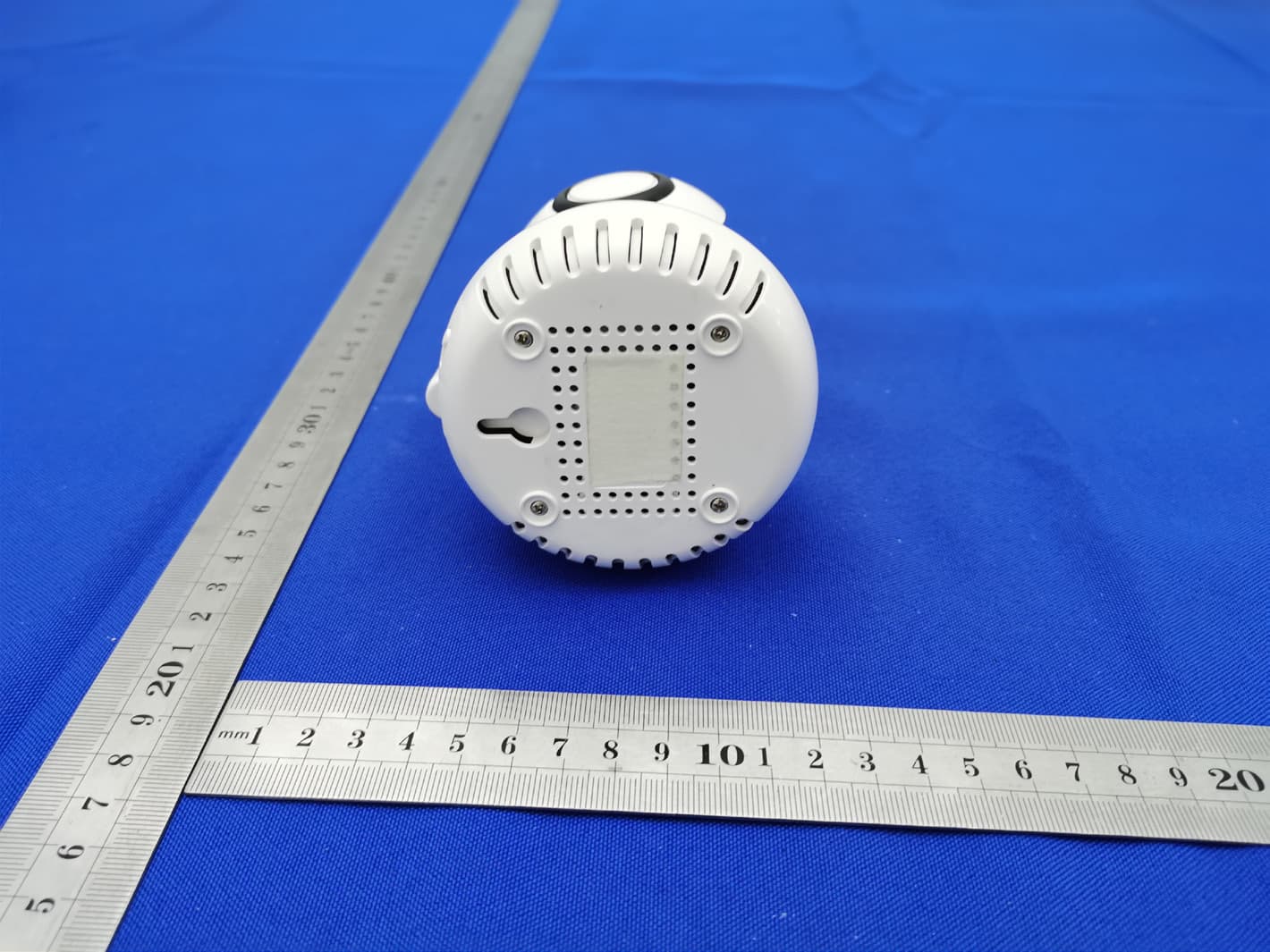 IP Camera - FCC ID 2AZON-Y1 - Shenzhen Ka Wah Hengtai Technology Co.,Ltd (4)
