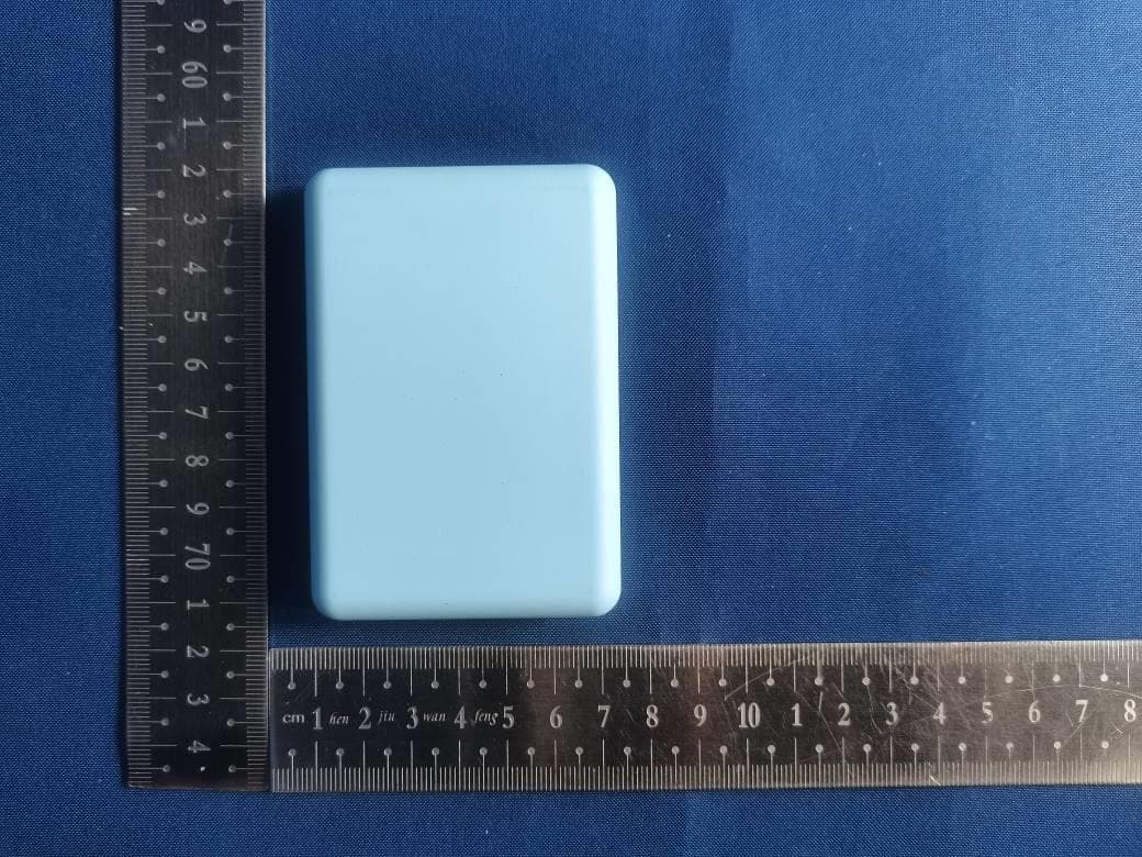 Wireless charger - FCC ID 2AZOP-PWCMAG - Lifeguard Press Inc. (2)