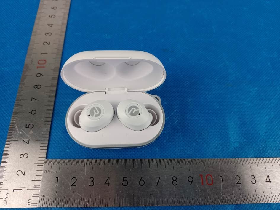 THE EVERYDAY EARBUDS - FCC ID 2AZOV-RBE725 - Raycon Inc. (5)