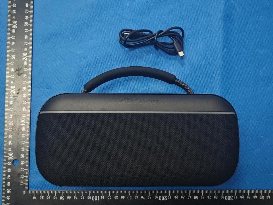 RAYCON PORTABLE BOOMBOX SPEAKER - FCC ID 2AZOV-RBS955 - Raycon Inc. (2)