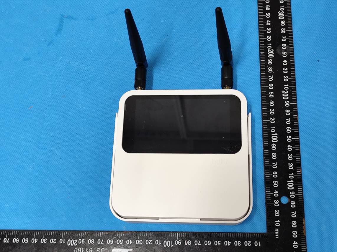 Hive - FCC ID 2AZPC-GWDSRKWF - Butlr Technologies Inc. (4)