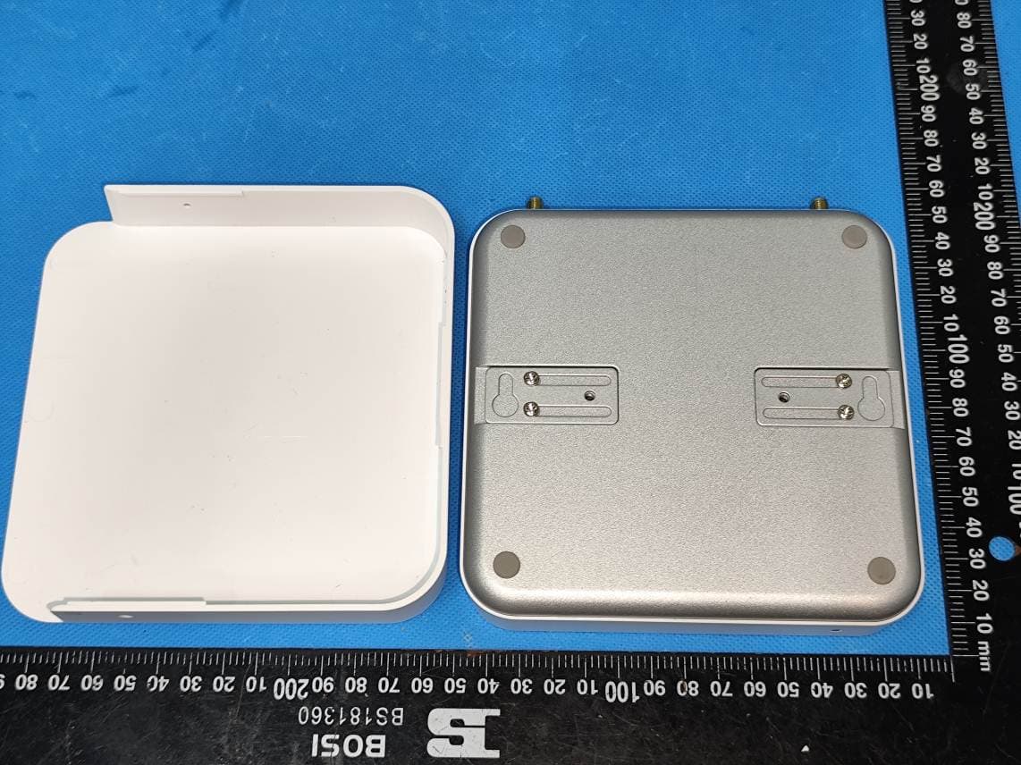 Hive - FCC ID 2AZPC-GWDSRKWF - Butlr Technologies Inc. (3)