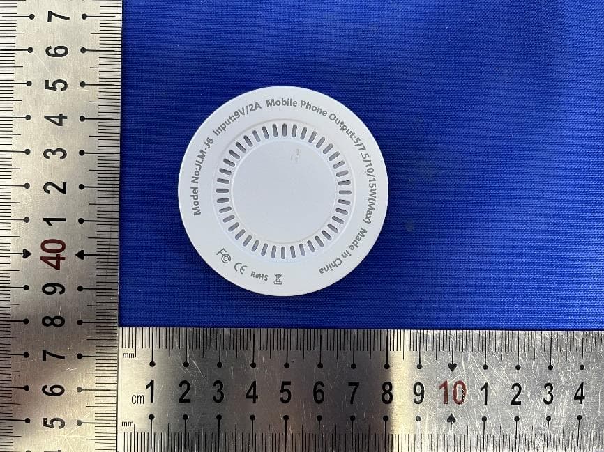 wireless charger - FCC ID 2AZPQ-JLM-J6 - Shenzhen Jing Ling Mao Technology CO.,LTD. (2)