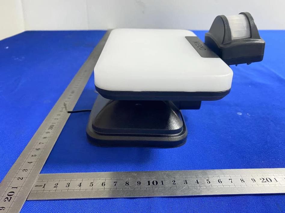 Smart Flood Light - FCC ID 2AZR9OL27002546 - Syvio Technology CO., LIMITED (5)