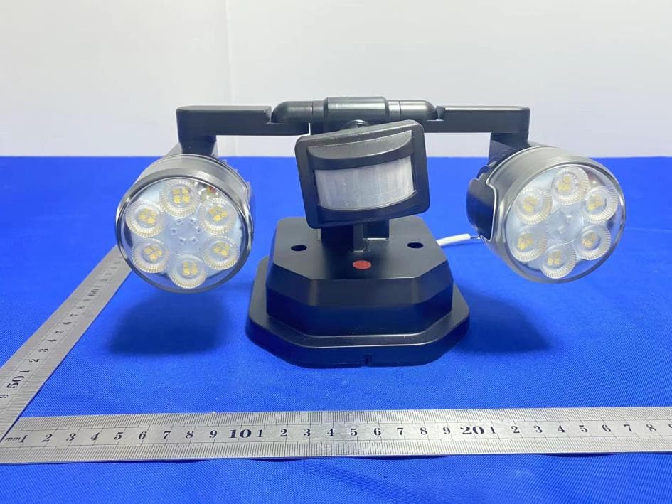 Smart Security Light - FCC ID 2AZR9OL36002440 - Syvio Technology CO., LIMITED (3)