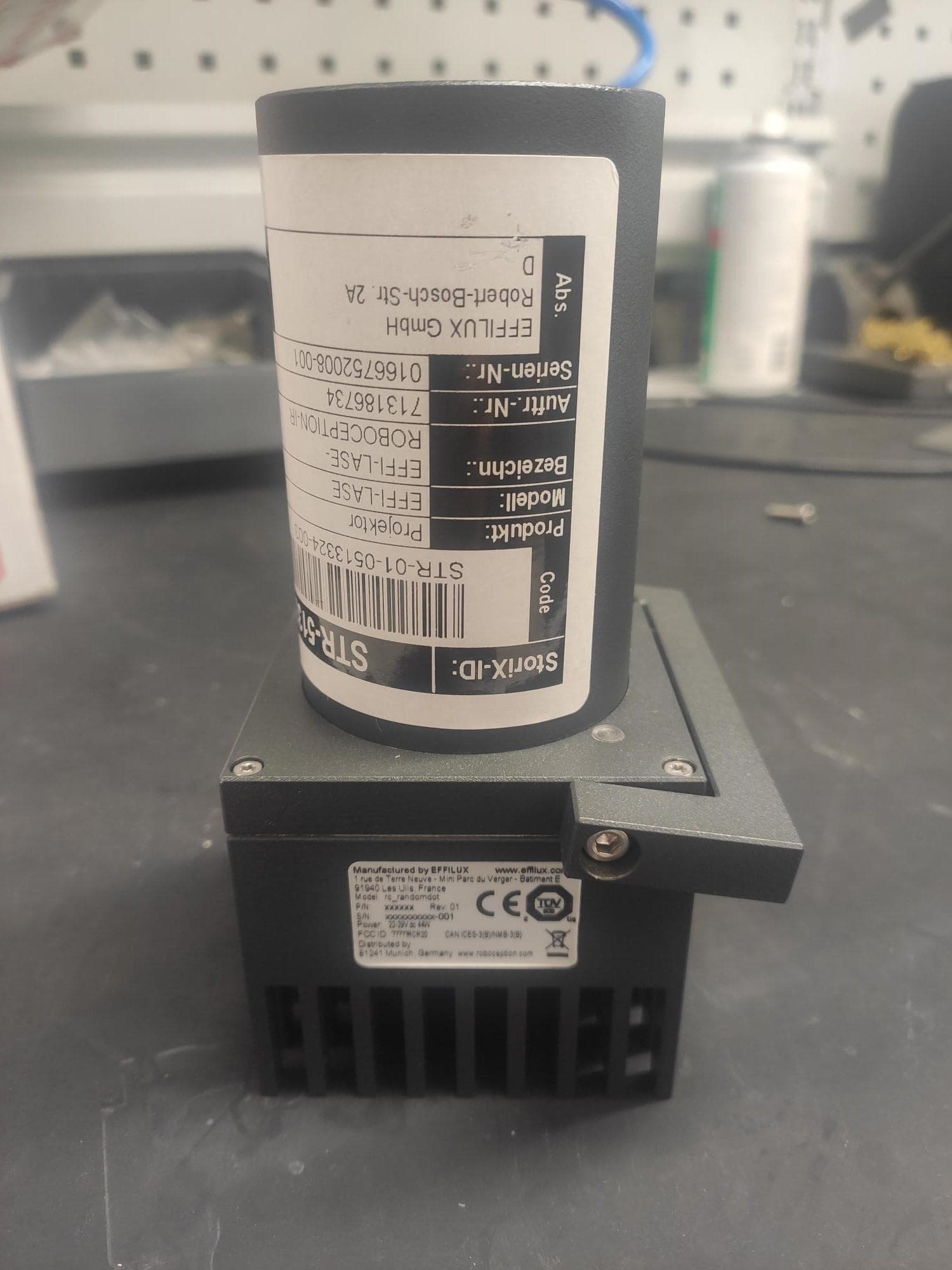 LED-light for image processing - FCC ID 2AZTNRCR20 - EFFILUX (2)
