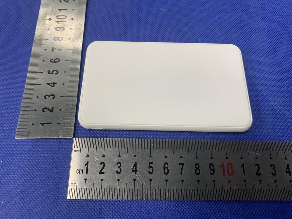 Magnetic wireless power bank - FCC ID 2AZTTDB01 - Dongguan Xiaogu Electronic Technology Co.,Ltd (2)