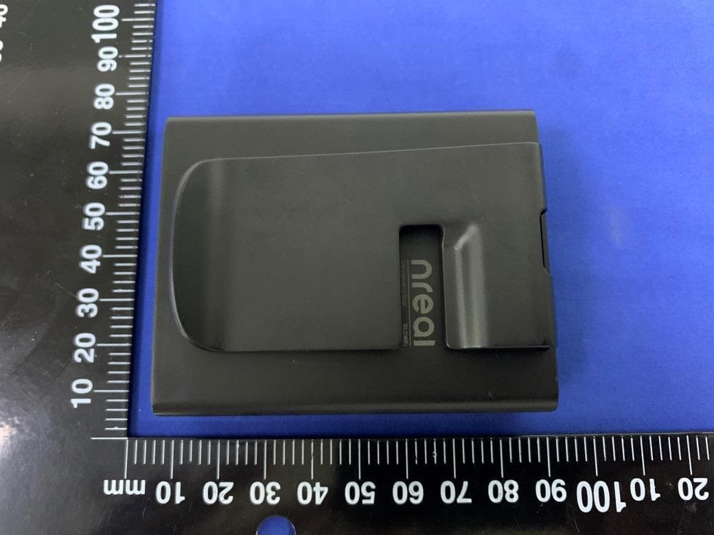 Nreal Streaming Box - FCC ID 2AZU3-7101AGL - Matrixed Reality Technology Co., Ltd. (5)