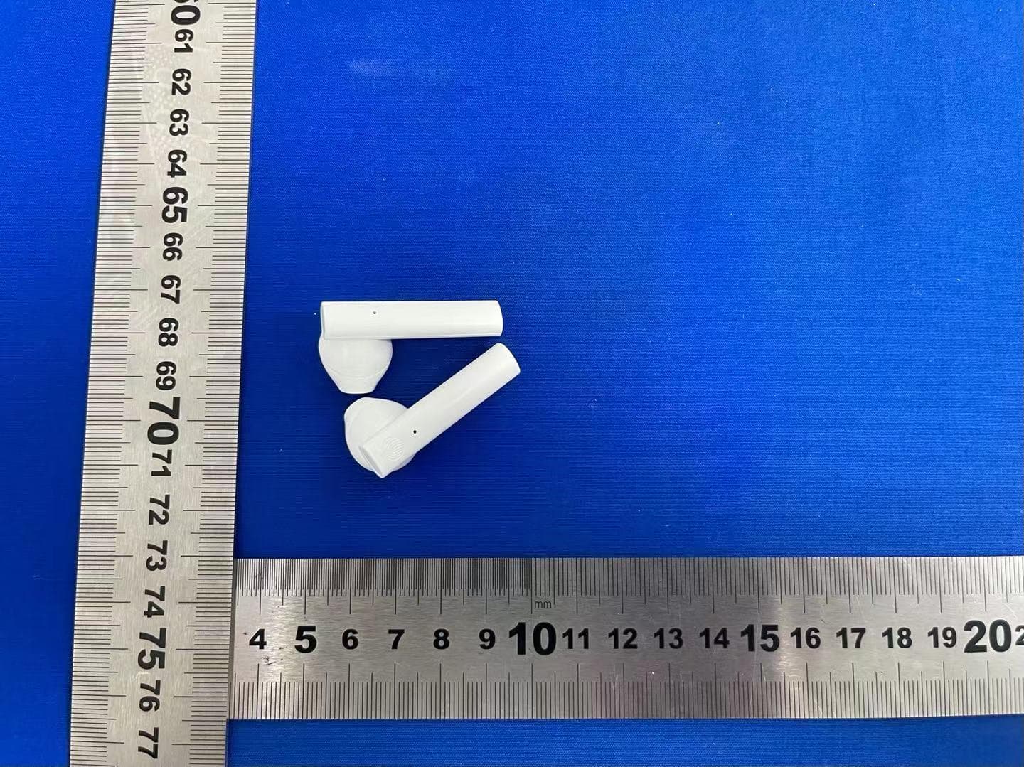 Wireless Bluetooth Earbuds - FCC ID 2AZUB-DHLINEAR - Dongguan Moyin Acoustic Co., Ltd.