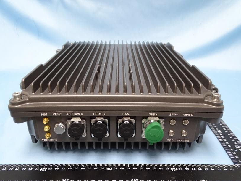 5G n48 RRU 4x4 5W/Ch Outdoor - FCC ID 2AZULRS8682 - LIONS Taiwan Technology Inc. (2)
