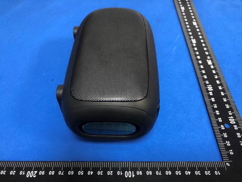 Bluetooth speaker - FCC ID 2AZV6-M10 - Shenzhen Kangmingrui Technology Co., Ltd (3)