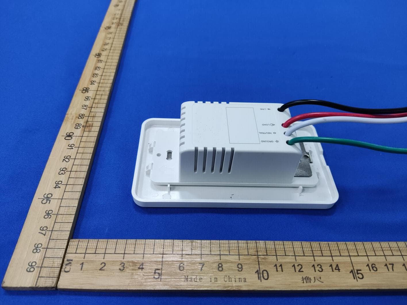 Smart Switch - FCC ID 2AZWD-CRASWW101 - HangZhou Honyar Intelligent Technology Co., Ltd. (2)