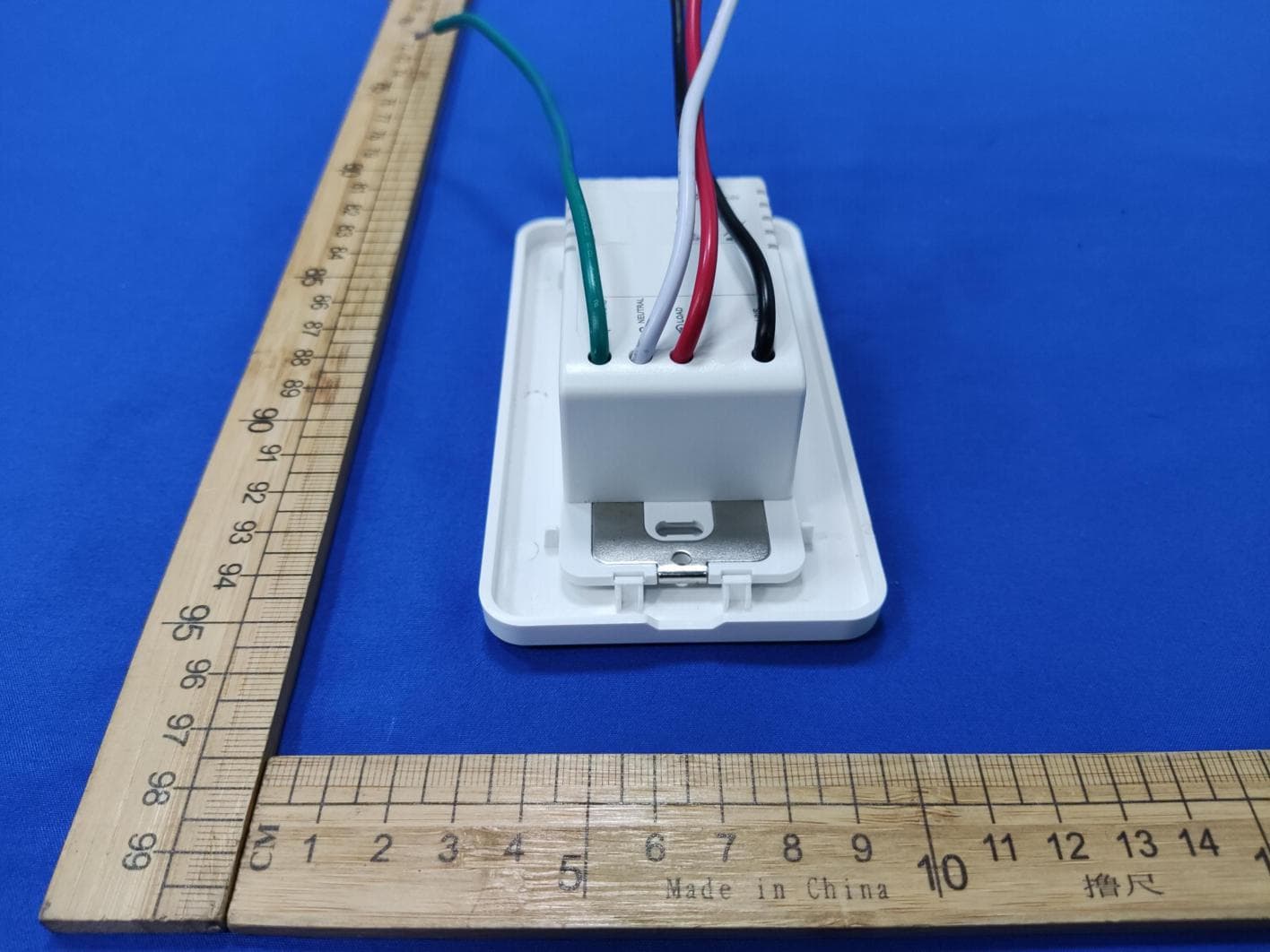 Smart Switch - FCC ID 2AZWD-CRASWW101 - HangZhou Honyar Intelligent Technology Co., Ltd. (4)