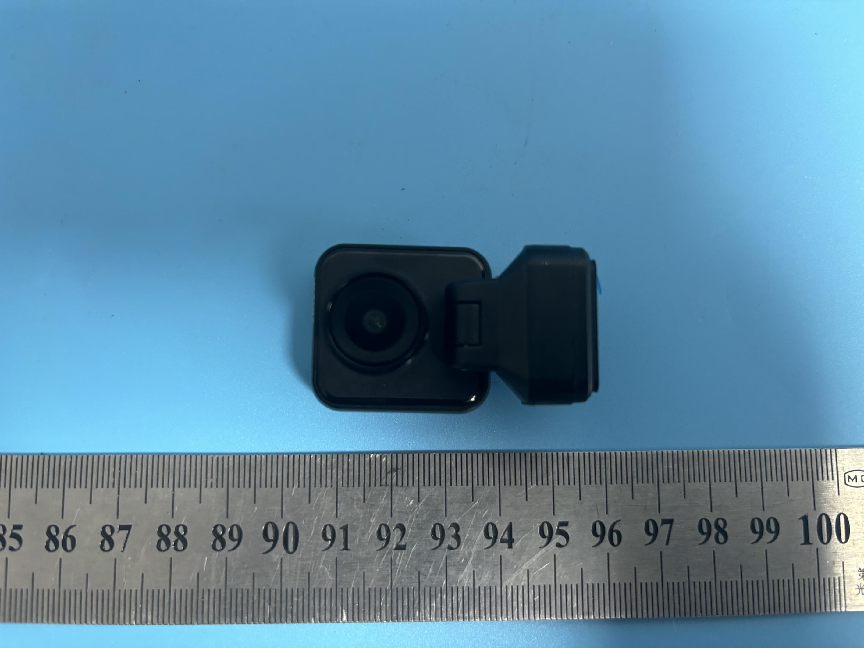 DASH CAMERA - FCC ID 2AZWZ-D7 - KAWA ELECTRONICS COMPANY LIMITED (4)