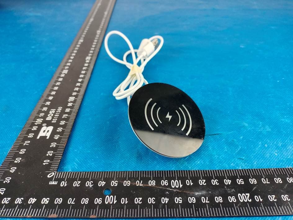 Wireless Charger - FCC ID 2AZX5-X-10 - Foshan Jindaming Technology Co., Ltd. (4)
